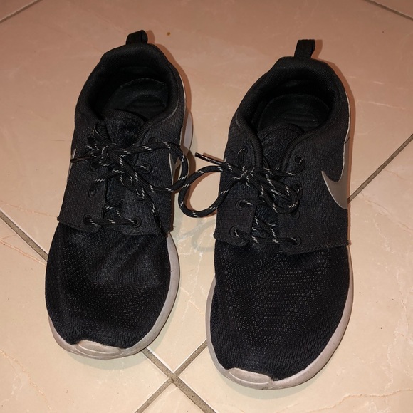 womens nike roshe shoes